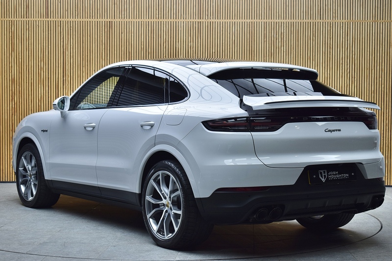 Porsche Cayenne 3.0 V6 E-Hybrid 17.9kWh Platinum Edition Coupe 5dr Petrol Plug-in Hybrid TiptronicS 4WD Euro 6 (s/s) - U535