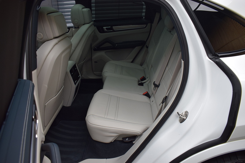 Porsche Cayenne 3.0 V6 E-Hybrid 17.9kWh Platinum Edition Coupe 5dr Petrol Plug-in Hybrid TiptronicS 4WD Euro 6 (s/s) - U535