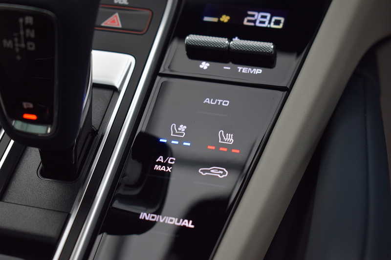 Porsche Cayenne 3.0 V6 E-Hybrid 17.9kWh Platinum Edition Coupe 5dr Petrol Plug-in Hybrid TiptronicS 4WD Euro 6 (s/s) - U535