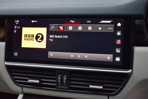 Porsche Cayenne 3.0 V6 E-Hybrid 17.9kWh Platinum Edition Coupe 5dr Petrol Plug-in Hybrid TiptronicS 4WD Euro 6 (s/s) - U535