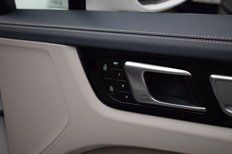 Porsche Cayenne 3.0 V6 E-Hybrid 17.9kWh Platinum Edition Coupe 5dr Petrol Plug-in Hybrid TiptronicS 4WD Euro 6 (s/s) - U535