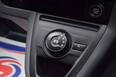 Citroen Dispatch 2.0 BlueHDi 1400 Driver Pro M Panel Van 6dr Diesel EAT8 FWD 2 Euro 6 (s/s) (180 ps) - U621