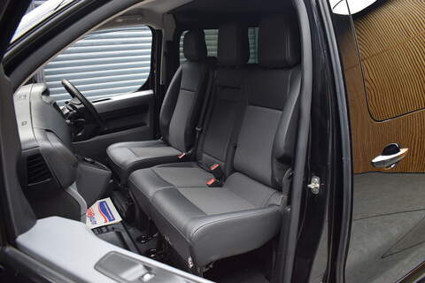 Citroen Dispatch 2.0 BlueHDi 1400 Driver Pro M Panel Van 6dr Diesel EAT8 FWD 2 Euro 6 (s/s) (180 ps) - U621