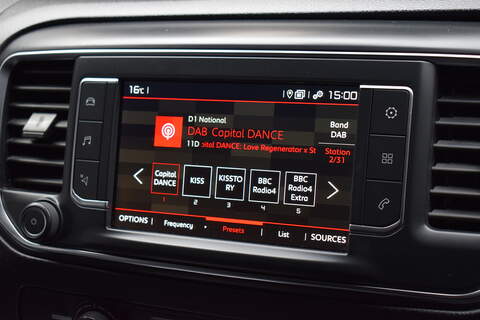 Citroen Dispatch 2.0 BlueHDi 1400 Driver Pro M Panel Van 6dr Diesel EAT8 FWD 2 Euro 6 (s/s) (180 ps) - U621