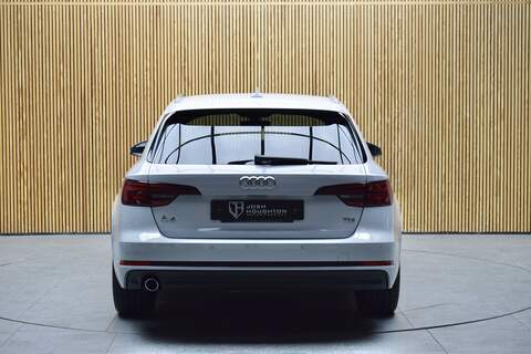 Audi A4 Avant 2.0 TDI Black Edition Estate 5dr Diesel S Tronic quattro Euro 6 (s/s) (190 ps) - U626