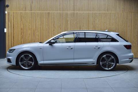 Audi A4 Avant 2.0 TDI Black Edition Estate 5dr Diesel S Tronic quattro Euro 6 (s/s) (190 ps) - U626