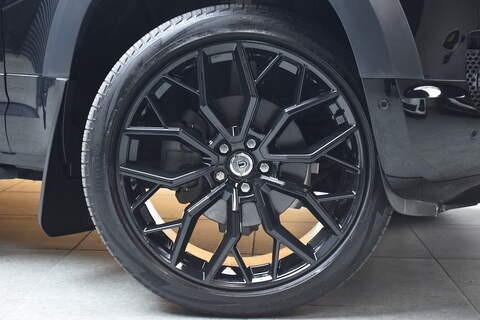 Land Rover Defender 110 3.0 D250 MHEV X-Dynamic HSE SUV 5dr Diesel Auto 4WD Euro 6 (s/s) (250 ps) - U635