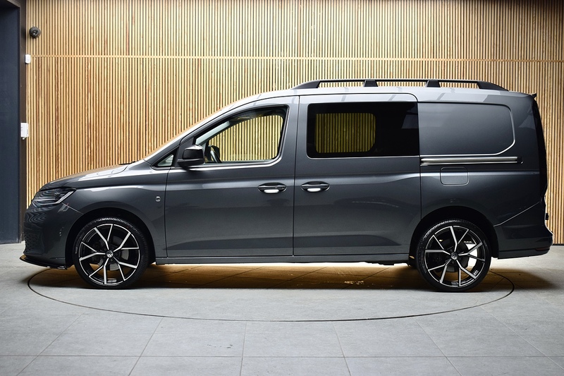 Volkswagen Caddy Maxi 2.0 TDI C20 Commerce Pro Panel Van 6dr Diesel DSG LWB Euro 6 (s/s) (122 ps) - U637