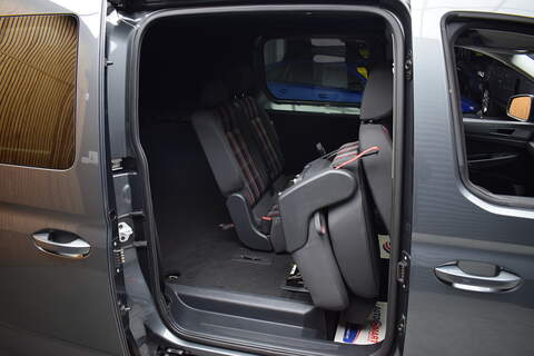 Volkswagen Caddy Maxi 2.0 TDI C20 Commerce Pro Panel Van 6dr Diesel DSG LWB Euro 6 (s/s) (122 ps) - U637