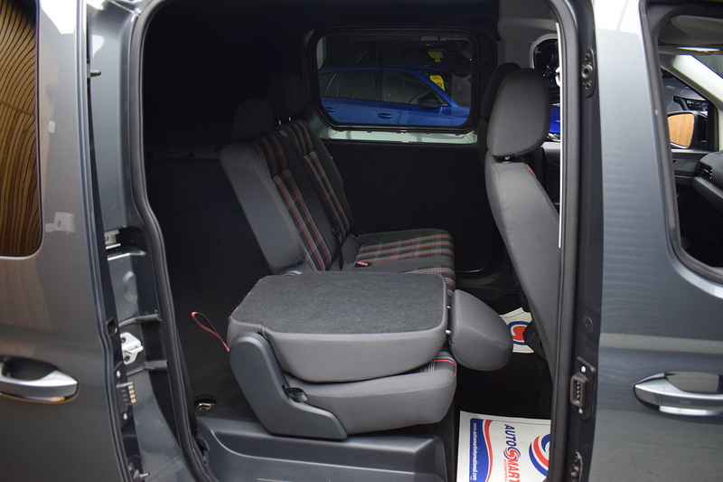 Volkswagen Caddy Maxi 2.0 TDI C20 Commerce Pro Panel Van 6dr Diesel DSG LWB Euro 6 (s/s) (122 ps) - U637