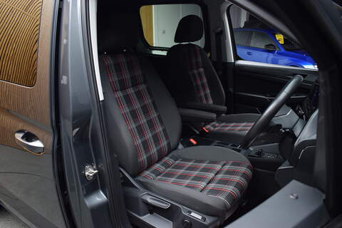 Volkswagen Caddy Maxi 2.0 TDI C20 Commerce Pro Panel Van 6dr Diesel DSG LWB Euro 6 (s/s) (122 ps) - U637