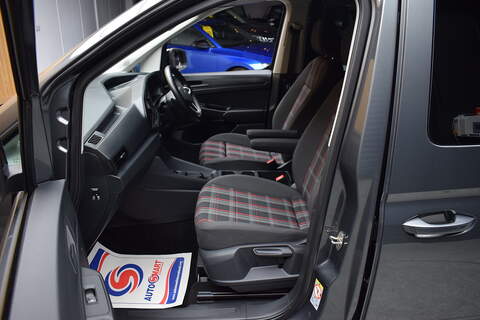 Volkswagen Caddy Maxi 2.0 TDI C20 Commerce Pro Panel Van 6dr Diesel DSG LWB Euro 6 (s/s) (122 ps) - U637