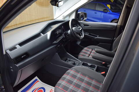 Volkswagen Caddy Maxi 2.0 TDI C20 Commerce Pro Panel Van 6dr Diesel DSG LWB Euro 6 (s/s) (122 ps) - U637