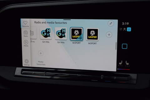 Volkswagen Caddy Maxi 2.0 TDI C20 Commerce Pro Panel Van 6dr Diesel DSG LWB Euro 6 (s/s) (122 ps) - U637