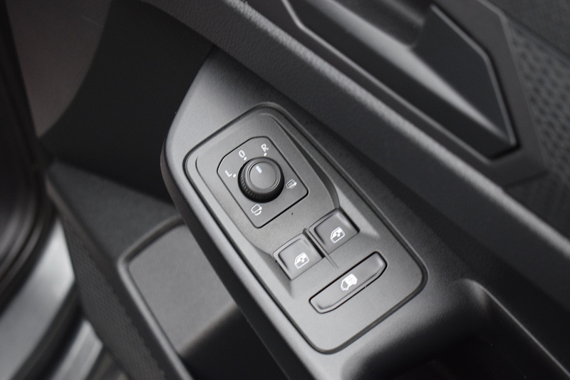 Volkswagen Caddy Maxi 2.0 TDI C20 Commerce Pro Panel Van 6dr Diesel DSG LWB Euro 6 (s/s) (122 ps) - U637