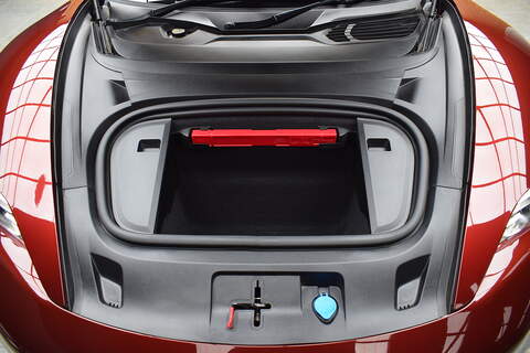 Porsche Taycan Performance Plus 93.4kWh GTS Saloon 4dr Electric Auto 4WD (11kW Charger) (598 ps) - U639