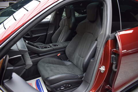 Porsche Taycan Performance Plus 93.4kWh GTS Saloon 4dr Electric Auto 4WD (11kW Charger) (598 ps) - U639