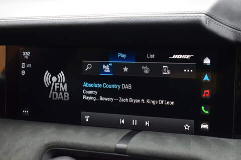 Porsche Taycan Performance Plus 93.4kWh GTS Saloon 4dr Electric Auto 4WD (11kW Charger) (598 ps) - U639