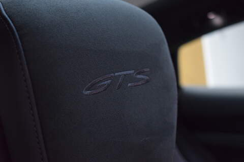 Porsche Taycan Performance Plus 93.4kWh GTS Saloon 4dr Electric Auto 4WD (11kW Charger) (598 ps) - U639