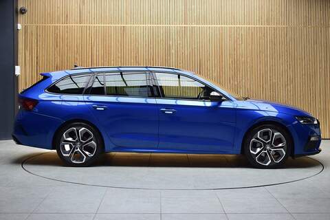 Skoda Octavia 2.0 TDI vRS Estate 5dr Diesel DSG 4WD Euro 6 (s/s) (200 ps) - U640