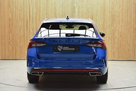 Skoda Octavia 2.0 TDI vRS Estate 5dr Diesel DSG 4WD Euro 6 (s/s) (200 ps) - U640