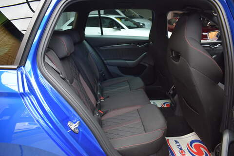 Skoda Octavia 2.0 TDI vRS Estate 5dr Diesel DSG 4WD Euro 6 (s/s) (200 ps) - U640