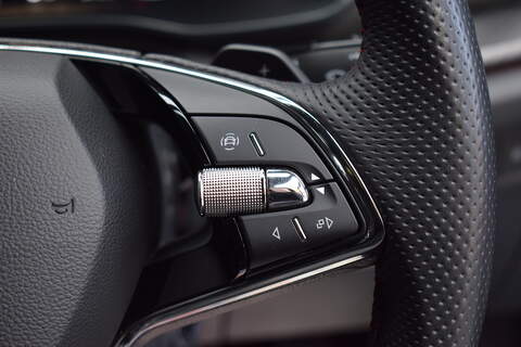 Skoda Octavia 2.0 TDI vRS Estate 5dr Diesel DSG 4WD Euro 6 (s/s) (200 ps) - U640