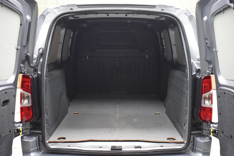 Citroen Berlingo 1.5 BlueHDi 950 Driver Edition XL Panel Van 6dr Diesel EAT8 LWB Euro 6 (s/s) (130 ps) - U641