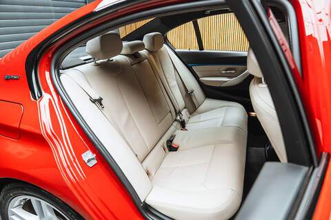 BMW 3 Series 2.0 330e 7.6kWh M Sport Saloon 4dr Petrol Plug-in Hybrid Auto Euro 6 (s/s) (252 ps) - U642