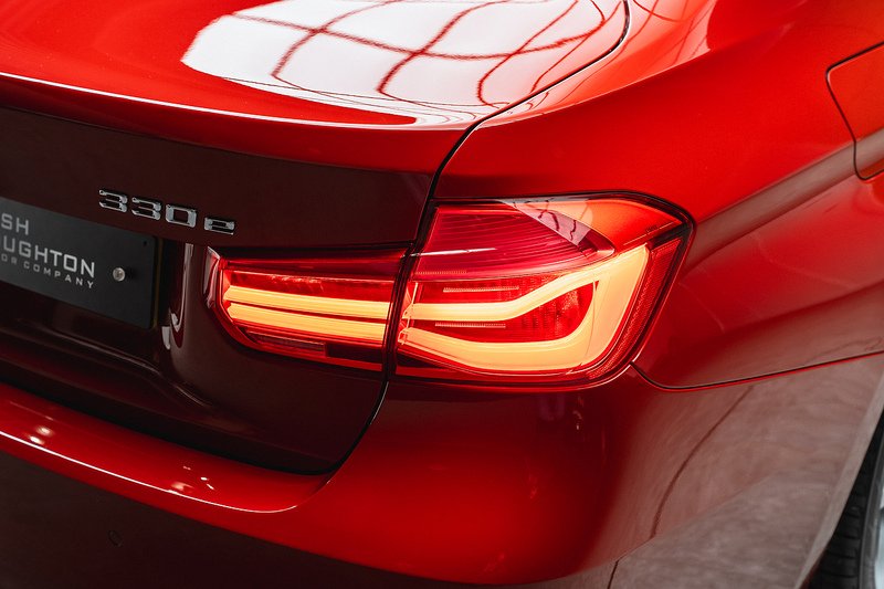 BMW 3 Series 2.0 330e 7.6kWh M Sport Saloon 4dr Petrol Plug-in Hybrid Auto Euro 6 (s/s) (252 ps) - U642