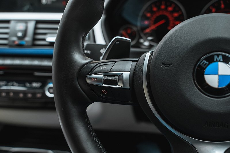 BMW 3 Series 2.0 330e 7.6kWh M Sport Saloon 4dr Petrol Plug-in Hybrid Auto Euro 6 (s/s) (252 ps) - U642