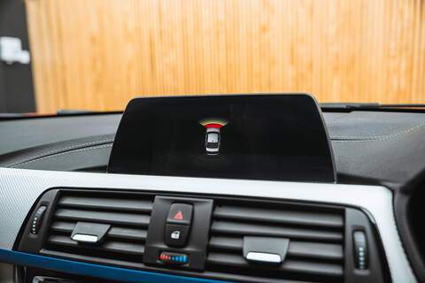 BMW 3 Series 2.0 330e 7.6kWh M Sport Saloon 4dr Petrol Plug-in Hybrid Auto Euro 6 (s/s) (252 ps) - U642