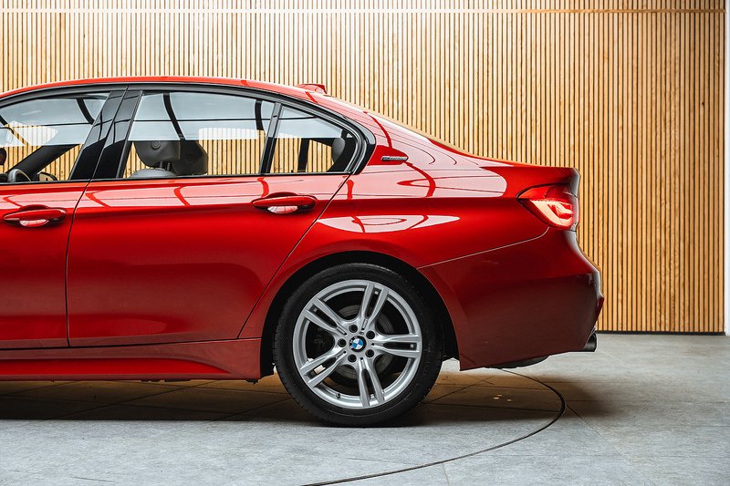 BMW 3 Series 2.0 330e 7.6kWh M Sport Saloon 4dr Petrol Plug-in Hybrid Auto Euro 6 (s/s) (252 ps) - U642