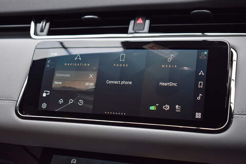 Land Rover Range Rover Evoque 2.0 P250 MHEV R-Dynamic SE SUV 5dr Petrol Auto 4WD Euro 6 (s/s) (249 ps) - U643