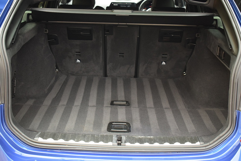 BMW 3 Series 3.0 M340i MHT Touring 5dr Petrol Hybrid Auto xDrive Euro 6 (s/s) (374 ps) - U647