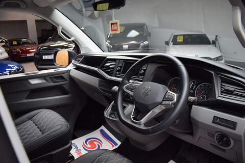 Volkswagen Transporter 2.0 BiTDI T30 Highline Kombi Double Cab 5dr Diesel DSG 4Motion SWB Euro 6 (s/s) (204 ps) - U648
