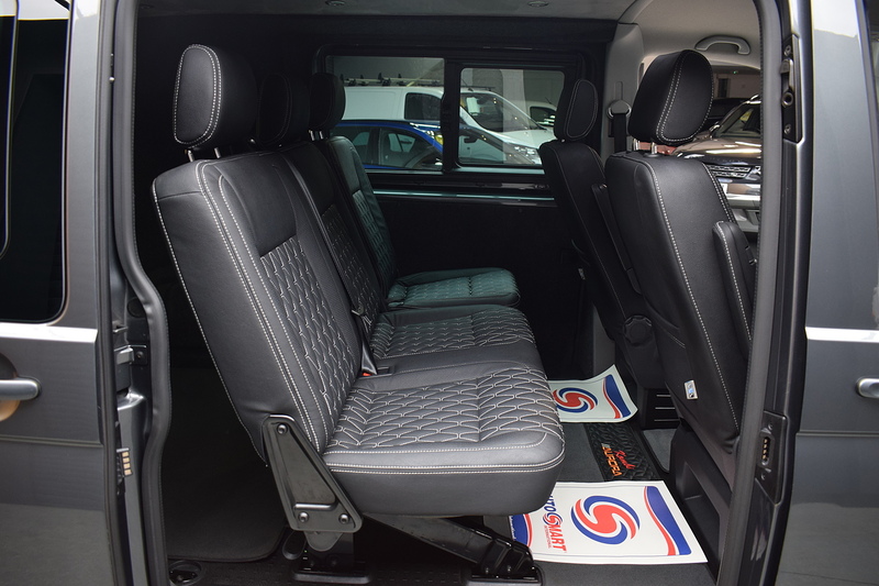 Volkswagen Transporter 2.0 BiTDI T30 Highline Kombi Double Cab 5dr Diesel DSG 4Motion SWB Euro 6 (s/s) (204 ps) - U648