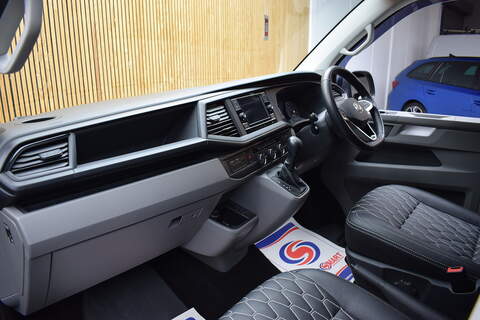 Volkswagen Transporter 2.0 BiTDI T30 Highline Kombi Double Cab 5dr Diesel DSG 4Motion SWB Euro 6 (s/s) (204 ps) - U648