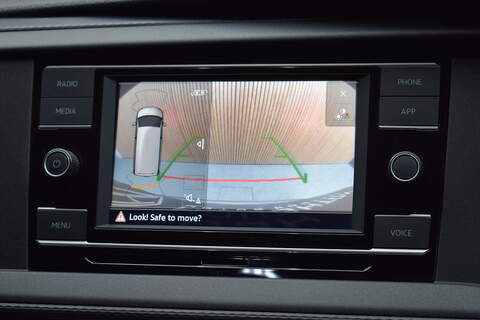 Volkswagen Transporter 2.0 BiTDI T30 Highline Kombi Double Cab 5dr Diesel DSG 4Motion SWB Euro 6 (s/s) (204 ps) - U648