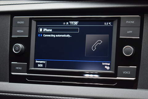 Volkswagen Transporter 2.0 BiTDI T30 Highline Kombi Double Cab 5dr Diesel DSG 4Motion SWB Euro 6 (s/s) (204 ps) - U648