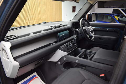 Land Rover Defender 110 2.0 Si4 S SUV 5dr Petrol Auto 4WD Euro 6 (s/s) (300 ps) - U650