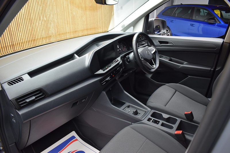 Volkswagen Caddy 2.0 TDI C20 Commerce Plus Euro 6 (S/A) - U652