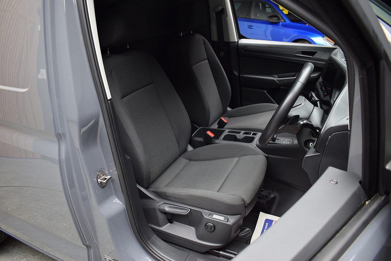 Volkswagen Caddy 2.0 TDI C20 Commerce Plus Euro 6 (S/A) - U652