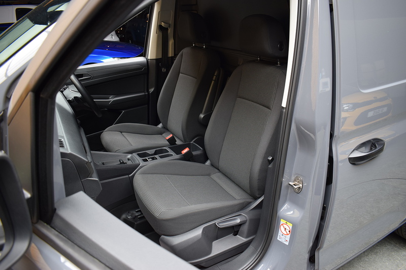 Volkswagen Caddy 2.0 TDI C20 Commerce Plus Euro 6 (S/A) - U652