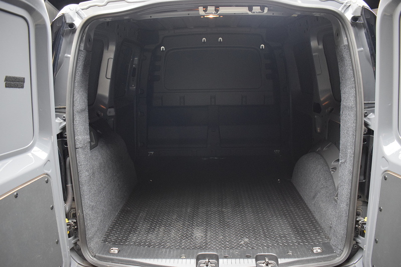 Volkswagen Caddy 2.0 TDI C20 Commerce Plus Euro 6 (S/A) - U652