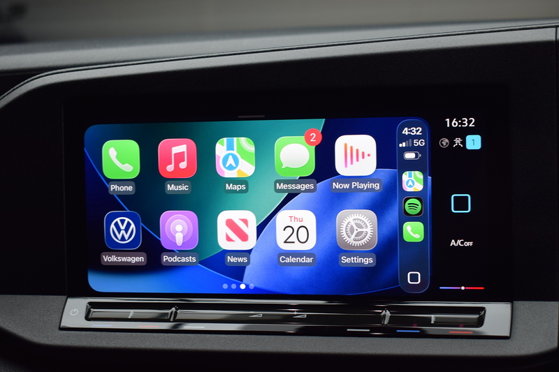 Volkswagen Caddy 2.0 TDI C20 Commerce Plus Euro 6 (S/A) - U652