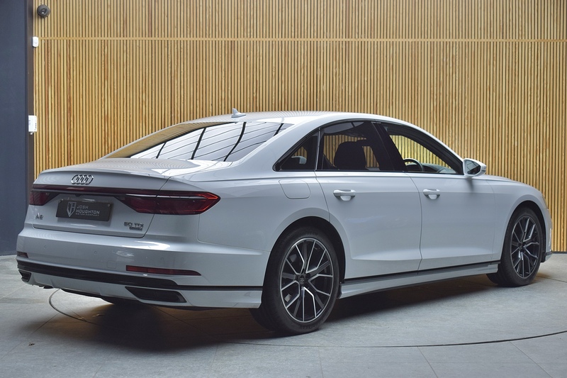 Audi A8 3.0 TDI V6 50 Black Edition Saloon 4dr Diesel Tiptronic quattro Euro 6 (s/s) (286 ps) - U658