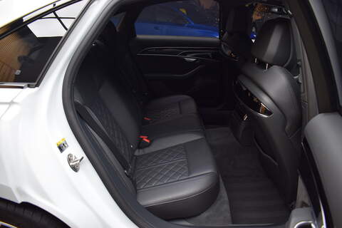 Audi A8 3.0 TDI V6 50 Black Edition Saloon 4dr Diesel Tiptronic quattro Euro 6 (s/s) (286 ps) - U658