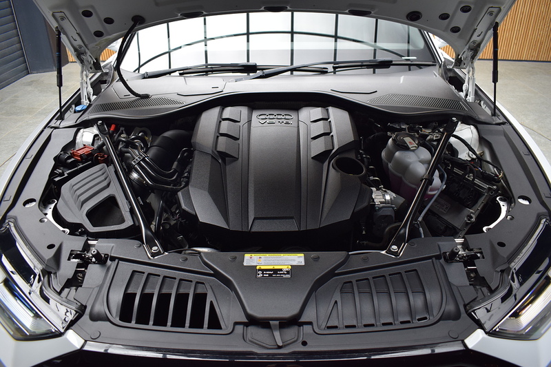 Audi A8 3.0 TDI V6 50 Black Edition Saloon 4dr Diesel Tiptronic quattro Euro 6 (s/s) (286 ps) - U658