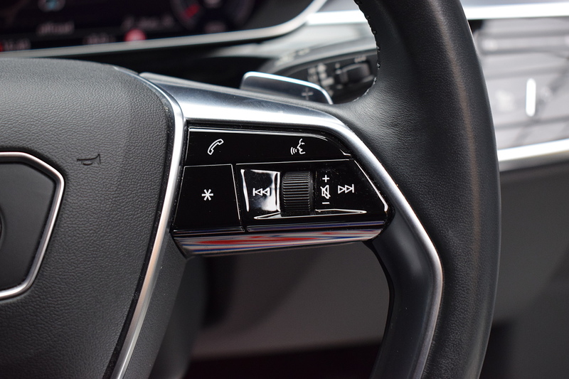 Audi A8 3.0 TDI V6 50 Black Edition Saloon 4dr Diesel Tiptronic quattro Euro 6 (s/s) (286 ps) - U658